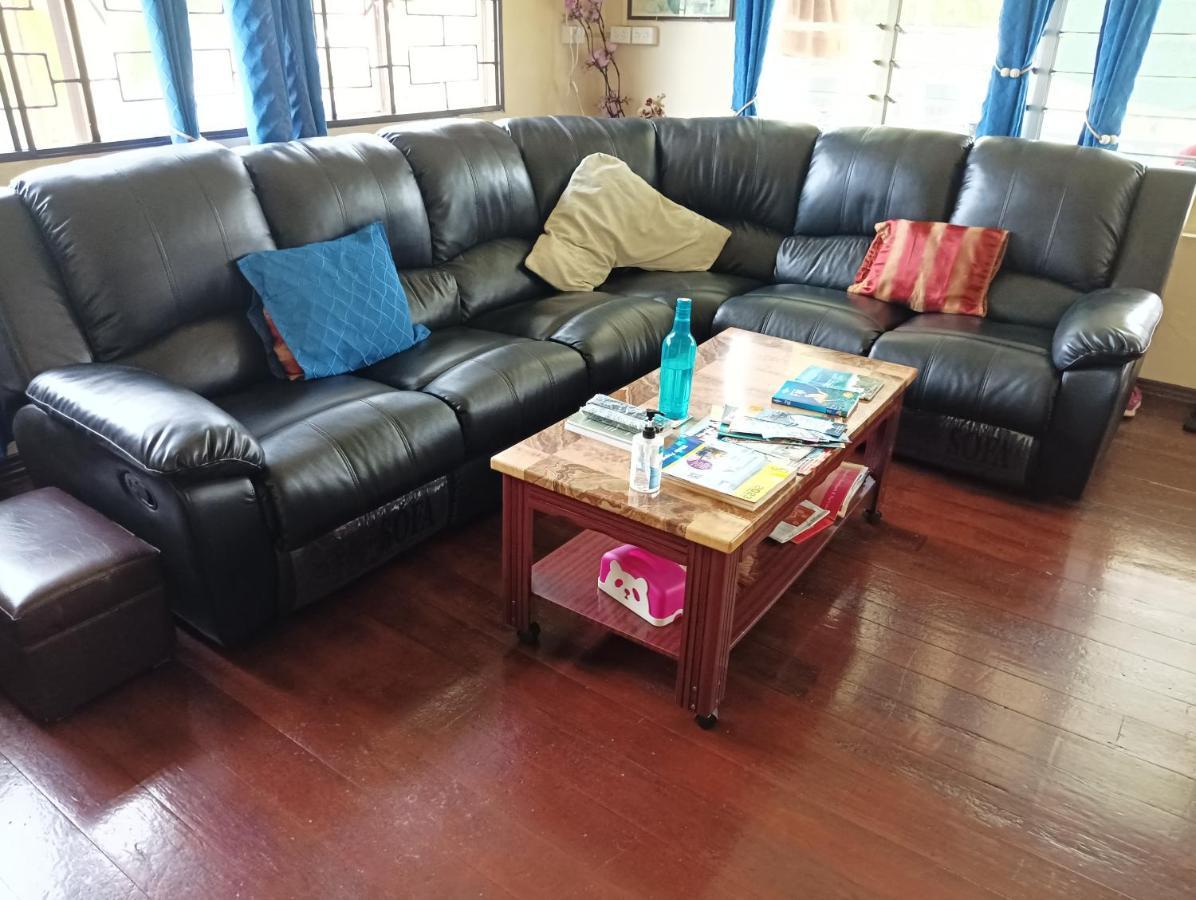 Mishra Residence سوفا المظهر الخارجي الصورة
